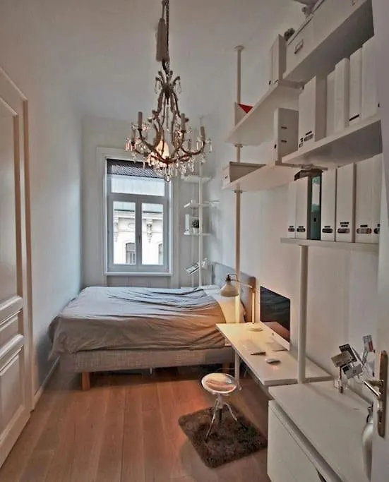 Designer Flat, Fully Furnished & Sunny Apartment Vienna